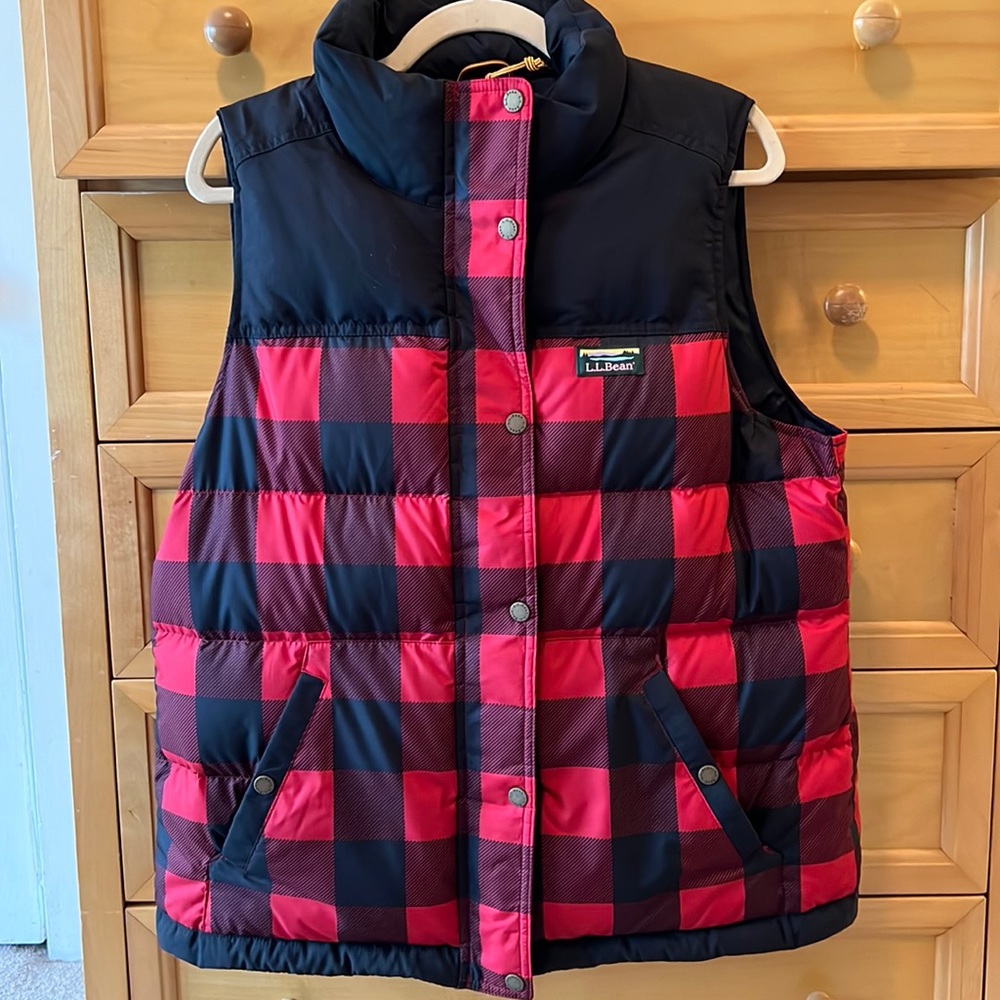 L.L. Bean Down Vest. Size Large